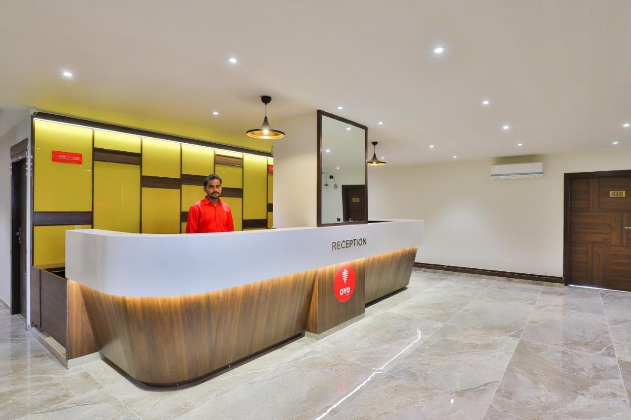 Oyo 16604 Hotel Sparsh Inn Amhedabad Dış mekan fotoğraf